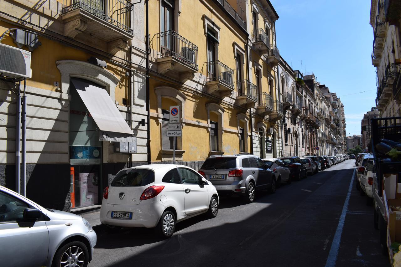 Il Cortiletto Di Piazza Verga Катания Экстерьер фото
